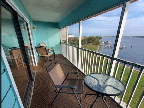 Bradenton Beach 2 Bedroom Vacation Rental Bay Views Sleeps 4